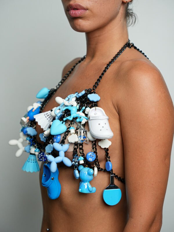 Blue Scandal - Image 3
